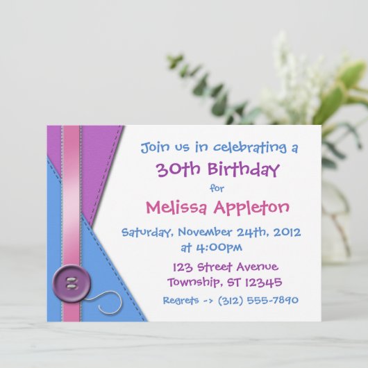 Button ~ Paarse, blauwe en roze uitnodiging (Staand voorkant)