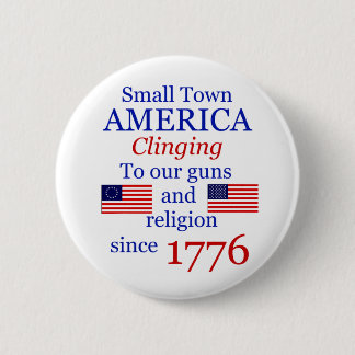 Button van Small Town Proud