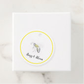 Buzz & Bloom Gift Labels - hand getrokken bijen on (In situ)