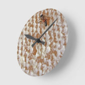 Buzz Buzz Wall Clock Ronde Klok (Hoek)