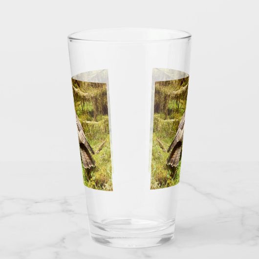 Buzzard op zoek naar grubs glas (Rechts)