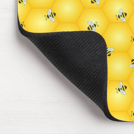 Buzzing Bumble Bees en Golden Honeycomb Pattern Muismat (Hoek)