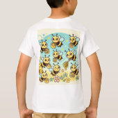 Buzzing with Sweetness: Cartoon Bijen Verzamelen H T-shirt (Achterkant)