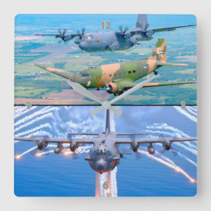 C-130 HERCULES SCHUTTERIJ VIERKANTE KLOK