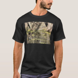 C en O-kanaalreflecties sjabloon met schildpadden T-shirt