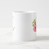 C Letter Gold Monogram | Floral Greenery Grote Koffiekop (Voorkant)