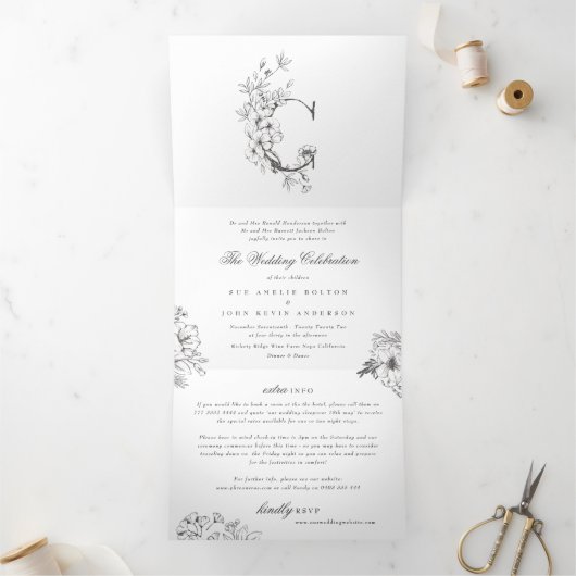 'C' Monogram mooi geborsteld Floral Wedding Drieluik Uitnodiging (Binnen)