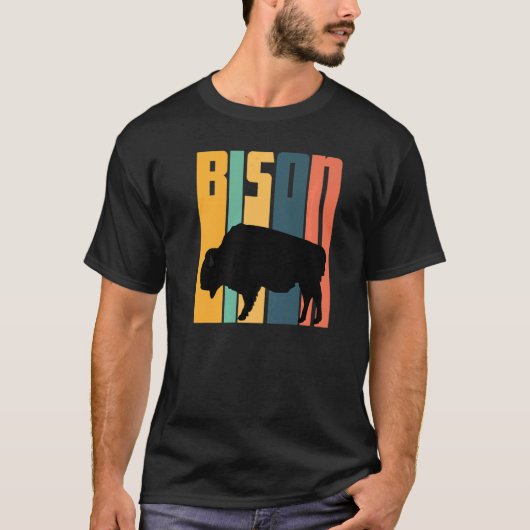 C:\Users\Administrator\Downloads\Koe 1\Retro Bison T-shirt (Voorkant)