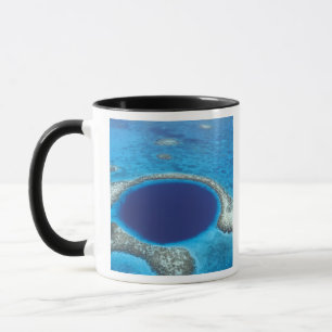 CA, Belize. Luchtbeeld van Blue Hole (diameter Mok
