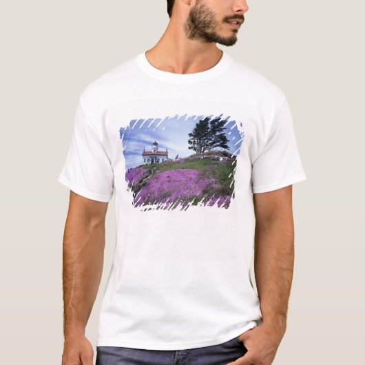 CA, Crescent City, Battery Point vuurtoren met T-shirt (Voorkant)