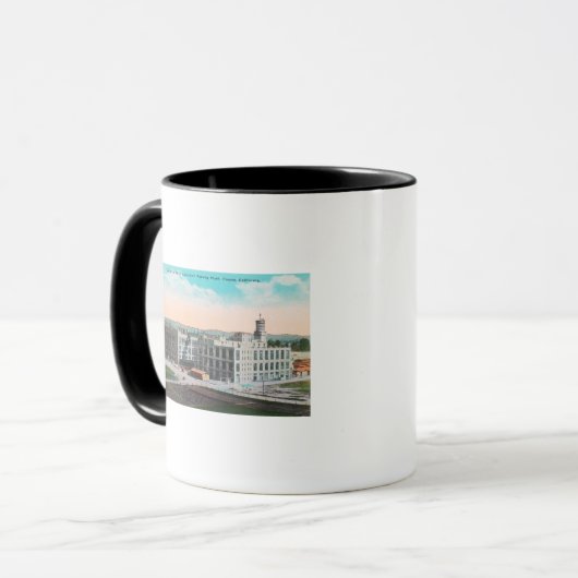 CA Raisin Association Packing Plant Mok (Voorkant links)