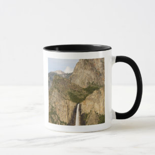 CA, Yosemite NP, Bruids sluier waterval Mok