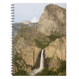 CA, Yosemite NP, Bruids sluier waterval Notitieboek
