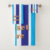 Cabana Scalloped Blue White Yellow Stripes Bad Handdoek (Insitu)