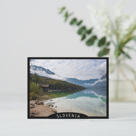 Cabin naast het Bohinj-meer in Slovenië Briefkaart (Staand voorkant)