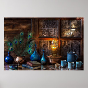 Cabine door lamplicht scène koperen veren boeken poster