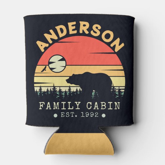 Cabine Familienaam Retro Pijnbomen Beer Souvenir Blikjeskoeler (Achterkant)