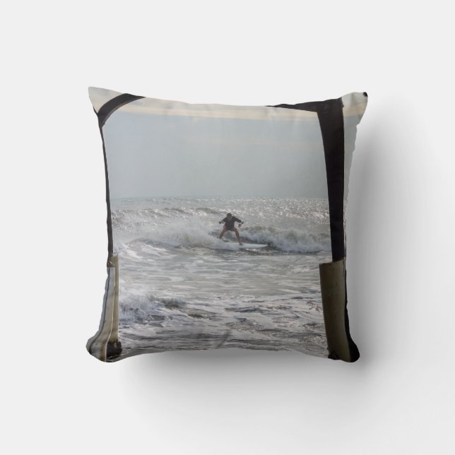 Caca Surfing Kussen (Voorkant)