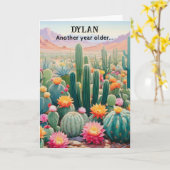 Cactus in de woestijn Grappige gepersonaliseerde v Kaart (Gele Bloem)