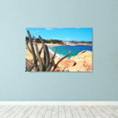 Cactus op Rocky Hilltop over Sandy Beach Canvas Afdruk (Insitu (Houten vloer))