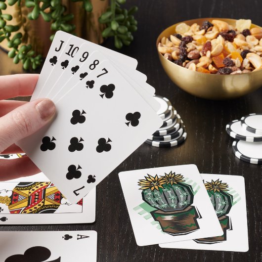 Cactusplant in een pot pokerkaarten