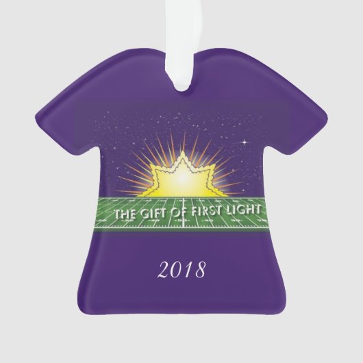Cadeau van First Light 2018 Ornament (voorkant)