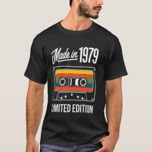 Cadeau voor muziekliefhebber met retro-cassetteban t-shirt