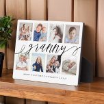 Cadeau voor oma | Kleinkinderen Fotocollage Fotoplaat<br><div class="desc">Stuur een mooi persoonlijk cadeau naar je oma dat ze voor altijd zal koesteren. Speciale gepersonaliseerde kleinkinderen foto collage plaque om uw speciale familie foto's en herinneringen weer te geven. Ons ontwerp heeft een eenvoudig 8-fotocollage rasterontwerp met "oma" in een prachtige handgeschreven zwarte scriptstijl. Elke foto is omlijst met een...</div>