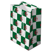 Cadeaubag met vlag van Algerije Medium Cadeauzakje (Achterkant Gekanteld)