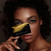Cadeaubon Metallic Gold Lash Black Makeup