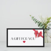 Cadeaucertificaat voor logo met zwart en rood hart (Staand voorkant)