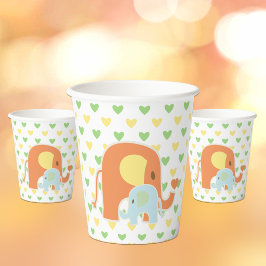 Cadeaufeestje voor mama en blauwe olifant baby  papieren bekers