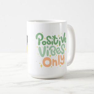 Cadeaumoer met alleen positieve vibraties koffiemok