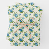 Cadeaupapier met blauwe rozen (In situ)