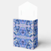 Cadeaupapier met oude viooltjes bedankdoosjes (Geopend)