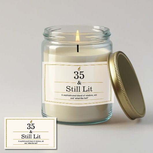 Cadeaupapier voor 35e verjaardag met grappige kaar rechthoekige sticker