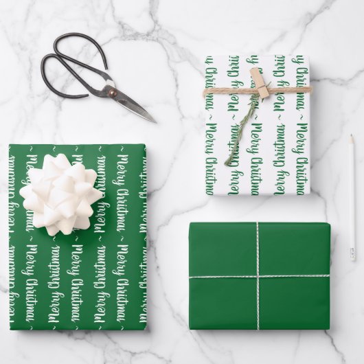 Cadeaus met groene en witte kerst inpakpapier vel (Voorkant)