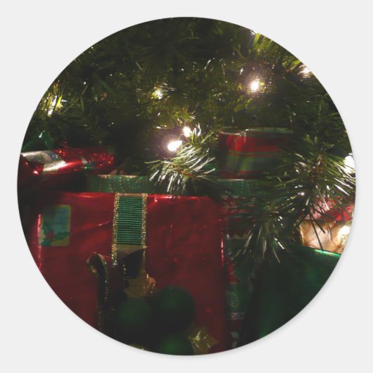 Cadeaus onder de boom kerstvakantie ronde sticker (Voorkant)
