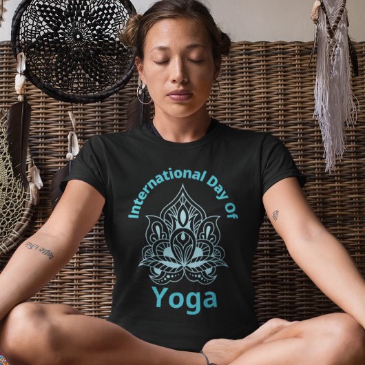 Cadeaus voor yogaliefhebbers, Internationale Dag v T-shirt