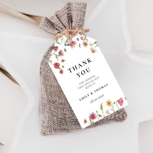 Cadeautag met wilde bloemen cadeaulabel