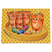 Cadeautas met schattige kittens polka dot design (Voorkant)