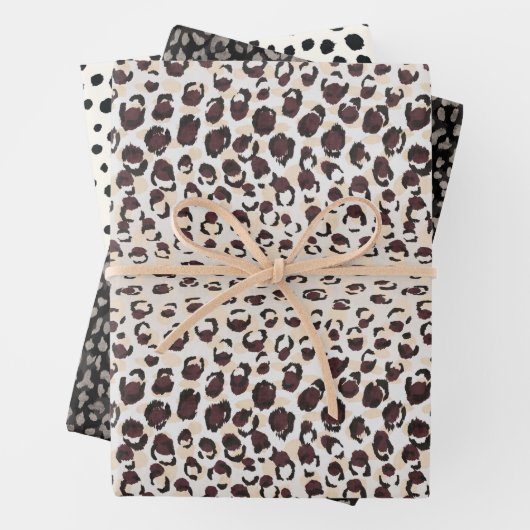 cadeautje voor het verpakken van inktvispapier op  inpakpapier vel (In situ)