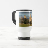 Caernarfon castle Wales Travel Mugs. Reisbeker (Voorkant links)