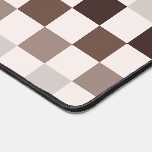Cafe Au Lait checkerboard pattern Bureaumat (Hoek)