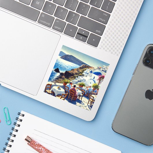 Café op Santorini Sticker (Laptop met iPhone)