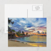Cafe over tropisch strand op zonsondergang briefkaart (Voorkant / Achterkant)