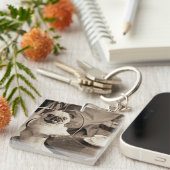 Cafe Pug Sleutelhanger (Voorkant Rechts)