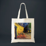 Cafe Terrace bij nacht door Vincent van Gogh Tote Bag<br><div class="desc">Cafe Terrace op de Place du Forum door Vincent van Gogh is een kunstschilderij van de impressionistische architectuur van het cityscape schilderij. Een uitzicht buiten van een restaurant met tafels, stoelen, serveerders en mensen die eten. Een mooie nacht met sterren aan de hemel in Arles, Frankrijk. Over de kunstenaar: Vincent...</div>