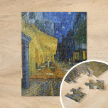 Cafe Terrace bij nacht | Vincent Van Gogh Legpuzzel<br><div class="desc">Cafe Terrace bij nacht (1888) door de Nederlandse postpressionist Vincent Van Gogh. Origineel kunstschilderij is een olie op het canvas die een schrikbarende nachtelijke scène toont voor een Frans café in Arles. Gebruik de ontwerphulpmiddelen om douanetekst toe te voegen of het afbeelding te personaliseren.</div>