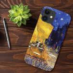 Cafe Terrace in Night Vincent van Gogh Case-Mate iPhone Case<br><div class="desc">Een iPhone 12-hoesje met de fijne kunstpost-impressionistische olieverf van Vincent van Gogh (1853-1890),  Cafe Terrace bij Night (1888). Creëer in Arles,  Frankrijk voor een populair koffiehuis op het Rue Du Palais.</div>